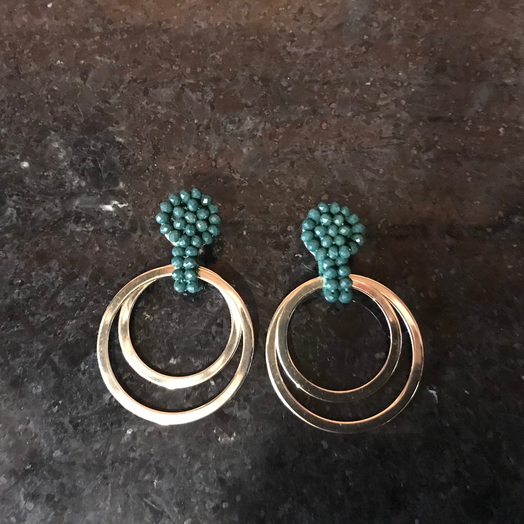 Vineyard Vines Gold/Green Bead Earrings
